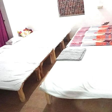 Anand Guest House Mathura Kültér fotó